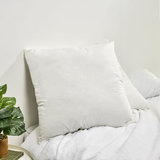 Bleu Câlin Lot de 2 Oreillers Confort Ferme 'Alaska', Superbe Gonflant,  Enveloppe 100% coton percale, Blanc, 65 x 65 cm Forme Carré